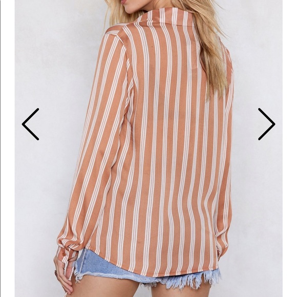 NASTY GAL button front top SOLD OUT peach stripe - Picture 2 of 8